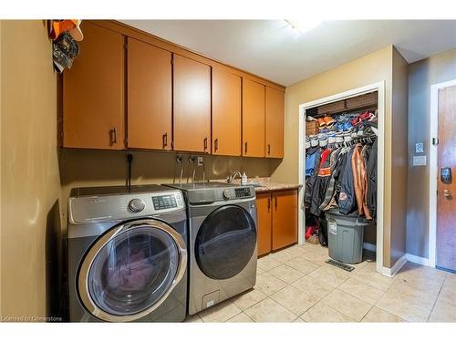 2458 Nigh Road, Ridgeway, ON - Indoor Photo Showing Laundry Room