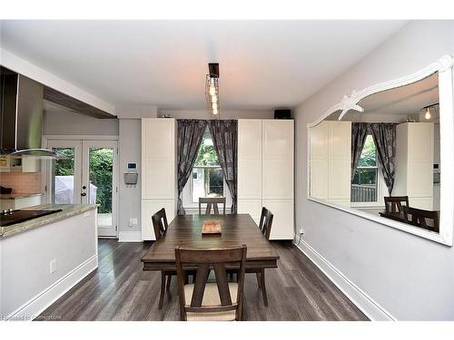 215 Rosslyn Avenue N, Hamilton, ON - Indoor Photo Showing Dining Room