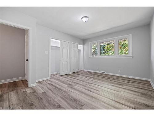 40 Bertram Drive, Dundas, ON - Indoor Photo Showing Other Room