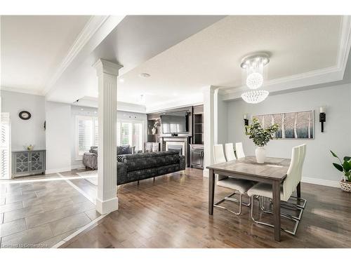 30 Ascoli Drive, Hamilton, ON - Indoor Photo Showing Dining Room