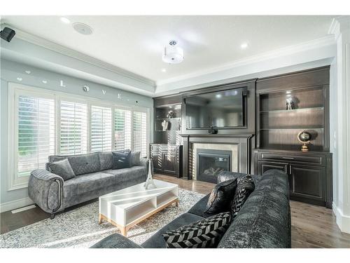 30 Ascoli Drive, Hamilton, ON - Indoor Photo Showing Living Room With Fireplace