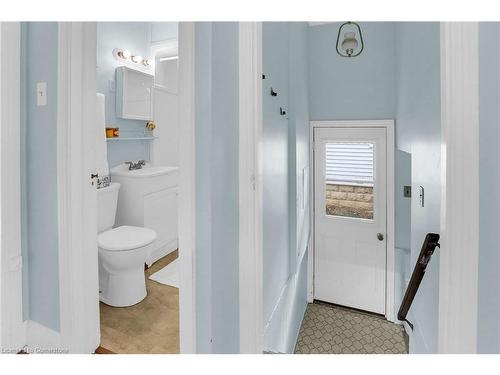 15 Verdun Avenue, St. Catharines, ON - Indoor Photo Showing Bathroom