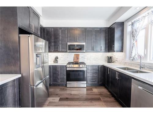 68-61 Soho Street Street, Stoney Creek, ON - Indoor Photo Showing Kitchen With Stainless Steel Kitchen With Double Sink With Upgraded Kitchen