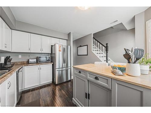 3-266 Limeridge Road E, Hamilton, ON - Indoor Photo Showing Kitchen With Stainless Steel Kitchen