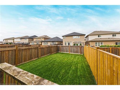 208 Lormont Boulevard, Stoney Creek, ON - Outdoor With Backyard