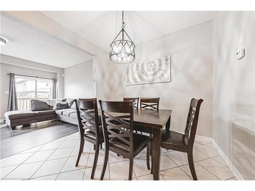 208 Lormont Boulevard, Stoney Creek, ON - Indoor Photo Showing Dining Room