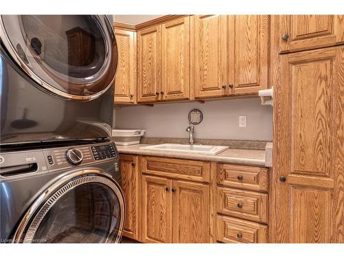 97 Unity Side Road, Seneca, ON - Indoor Photo Showing Laundry Room