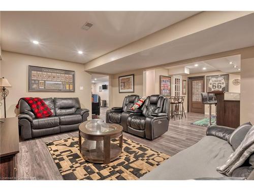 97 Unity Side Road, Seneca, ON - Indoor Photo Showing Living Room