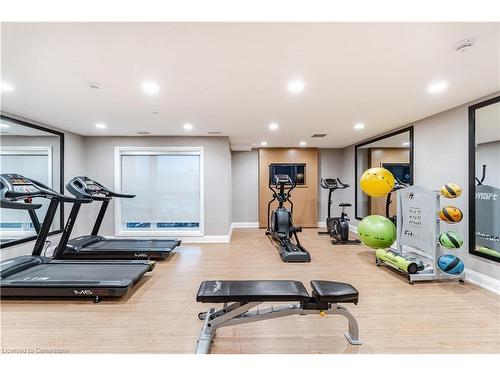 131-128 Grovewood Common, Oakville, ON - Indoor Photo Showing Gym Room