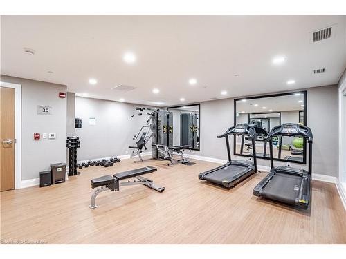 131-128 Grovewood Common, Oakville, ON - Indoor Photo Showing Gym Room