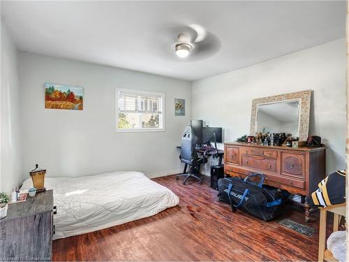 298 Main Street W, Otterville, ON - Indoor Photo Showing Bedroom