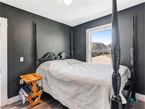 298 Main Street W, Otterville, ON - Indoor Photo Showing Bedroom