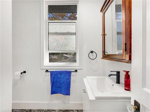 298 Main Street W, Otterville, ON - Indoor Photo Showing Bathroom