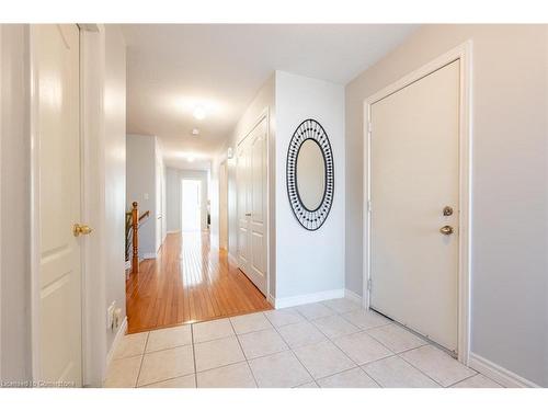 11-222 Fellowes Crescent, Waterdown, ON - Indoor Photo Showing Other Room