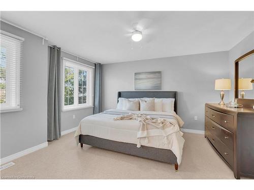 19-40 Dartmouth Gate, Stoney Creek, ON - Indoor Photo Showing Bedroom