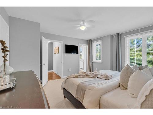 19-40 Dartmouth Gate, Stoney Creek, ON - Indoor Photo Showing Bedroom