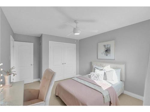 19-40 Dartmouth Gate, Stoney Creek, ON - Indoor Photo Showing Bedroom