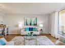 847-350 Quigley Road, Hamilton, ON  - Indoor Photo Showing Living Room 