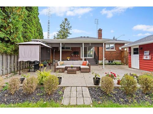 7448 Wanless Street, Niagara Falls, ON - Outdoor With Deck Patio Veranda