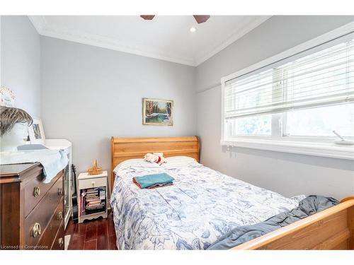 1307 Ingledene Drive, Oakville, ON - Indoor Photo Showing Bedroom