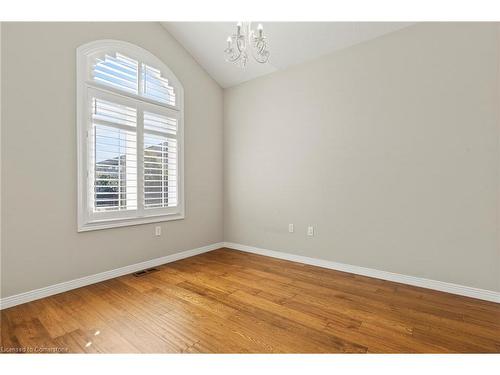 28 Geranium Avenue, Hamilton, ON - Indoor Photo Showing Other Room