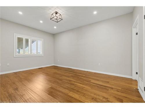 28 Geranium Avenue, Hamilton, ON - Indoor Photo Showing Other Room