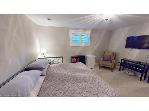 532 Gaiser Road, Welland, ON - Indoor Photo Showing Bedroom