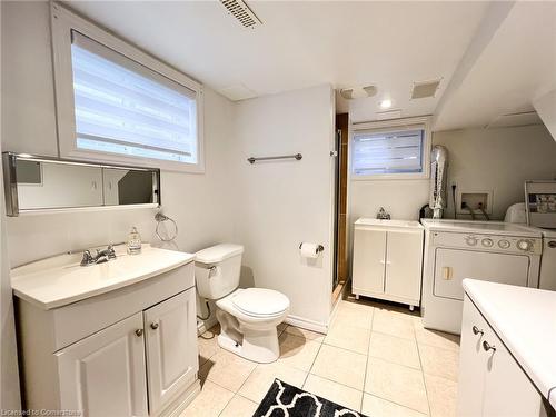 2-230 West 18Th Street, Hamilton, ON - Indoor Photo Showing Laundry Room