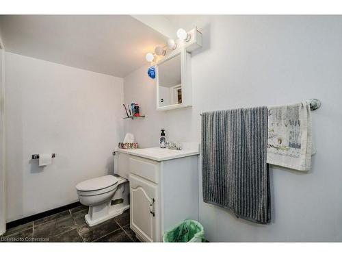 1278 Barton Street E, Hamilton, ON - Indoor Photo Showing Bathroom