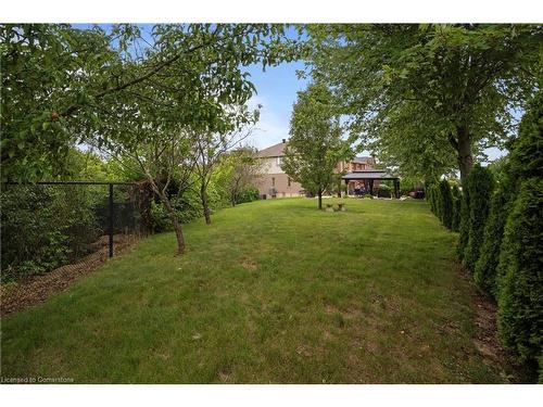 575 Stonehenge Drive, Ancaster, ON - Outdoor