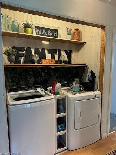 24 Woodhouse Avenue, Port Dover, ON - Indoor Photo Showing Laundry Room