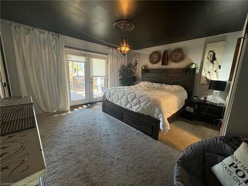 24 Woodhouse Avenue, Port Dover, ON - Indoor Photo Showing Bedroom