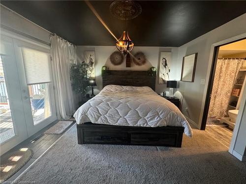 24 Woodhouse Avenue, Port Dover, ON - Indoor Photo Showing Bedroom