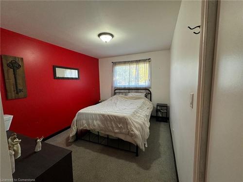 24 Woodhouse Avenue, Port Dover, ON - Indoor Photo Showing Bedroom