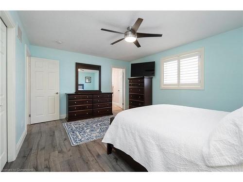 20 Midanbury Way, Mount Hope, ON - Indoor Photo Showing Bedroom