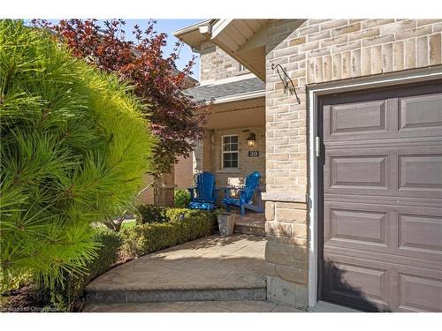 20 Midanbury Way, Mount Hope, ON - Outdoor