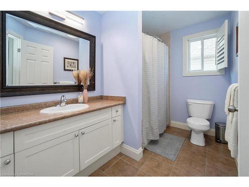 20 Midanbury Way, Mount Hope, ON - Indoor Photo Showing Bathroom