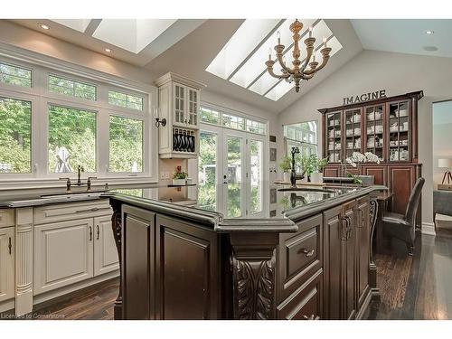 883 Kingsway Drive, Burlington, ON - Indoor Photo Showing Kitchen