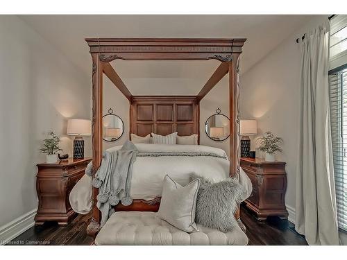 883 Kingsway Drive, Burlington, ON - Indoor Photo Showing Bedroom