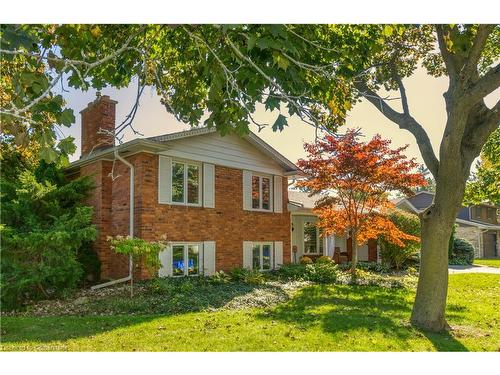 4138 Spruce Avenue, Burlington, ON - Outdoor