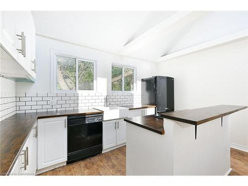 278 Hunter Street W, Hamilton, ON - Indoor Photo Showing Kitchen