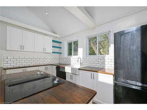 278 Hunter Street W, Hamilton, ON - Indoor Photo Showing Kitchen