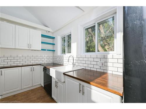 278 Hunter Street W, Hamilton, ON - Indoor Photo Showing Kitchen