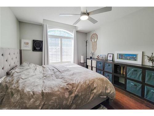 53-2086 Ghent Avenue, Burlington, ON - Indoor Photo Showing Bedroom