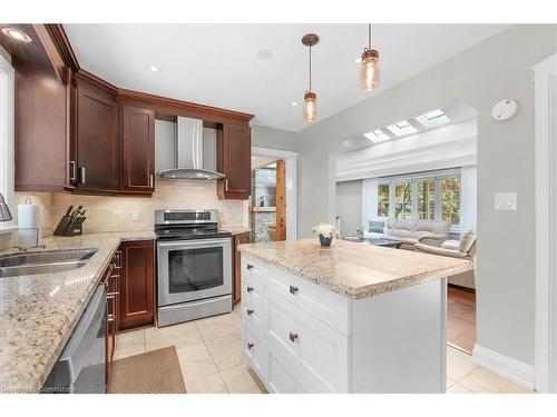 193 Appleby Line, Burlington, ON - Indoor Photo Showing Kitchen With Double Sink