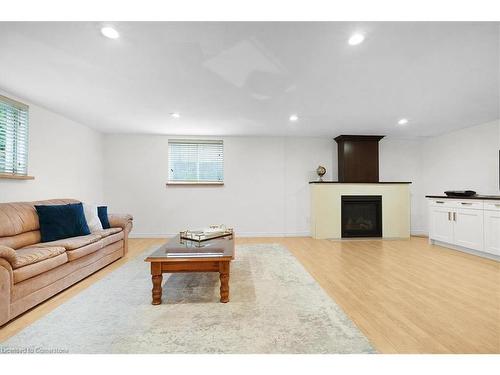 193 Appleby Line, Burlington, ON - Indoor Photo Showing Living Room With Fireplace