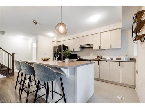 19-1125 Leger Way, Milton, ON - Indoor Photo Showing Kitchen With Upgraded Kitchen