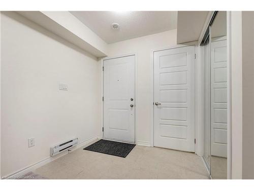 19-1125 Leger Way, Milton, ON - Indoor Photo Showing Other Room