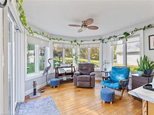 1306 St Johns Road W, Simcoe, ON - Indoor Photo Showing Living Room