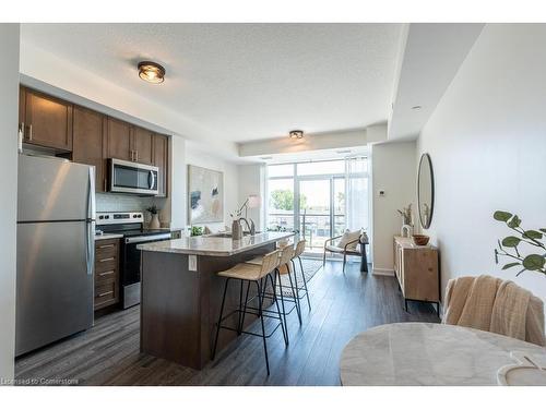 316-450 Dundas Street E, Waterdown, ON - Indoor Photo Showing Kitchen